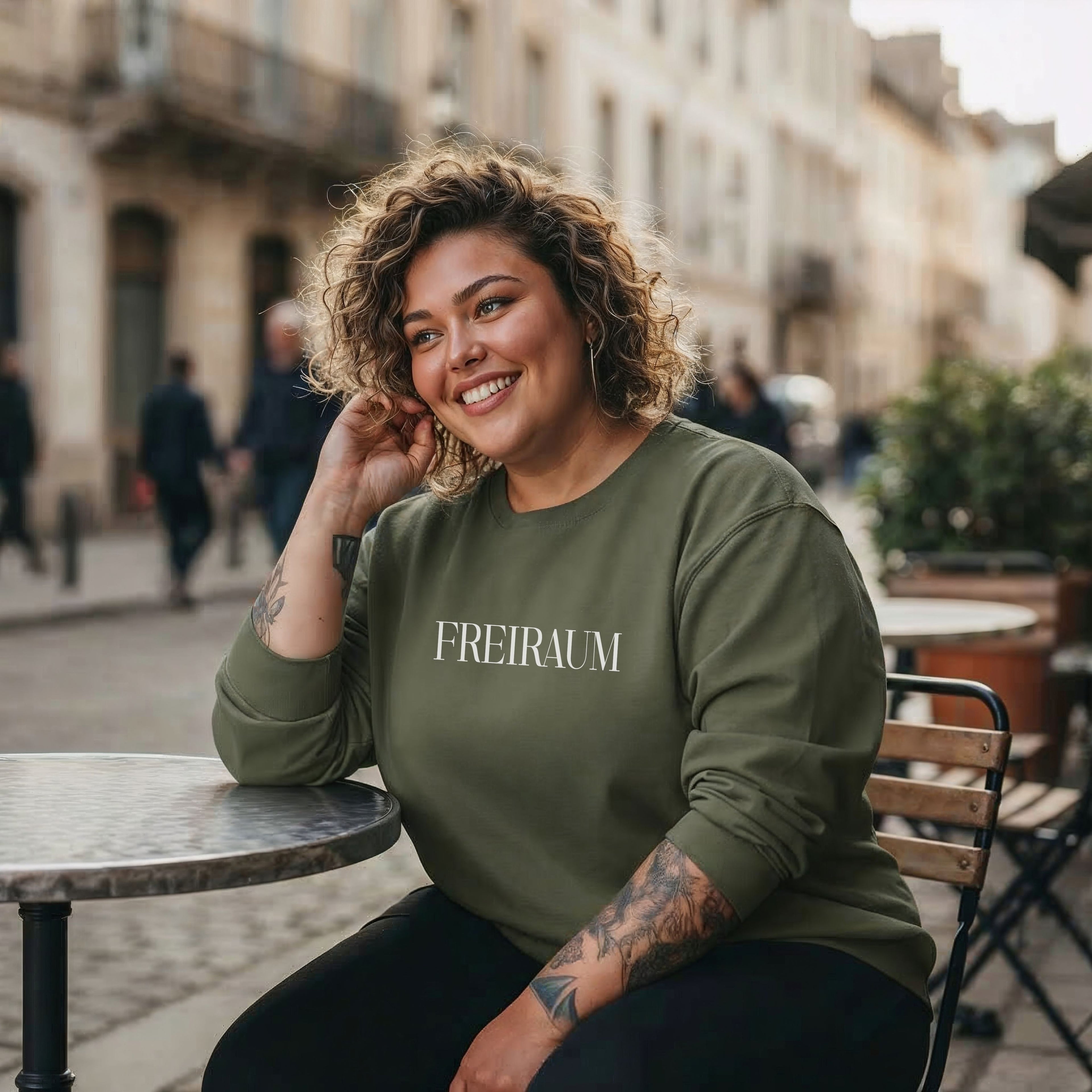 FREIRAUM – Statement Sweatshirt